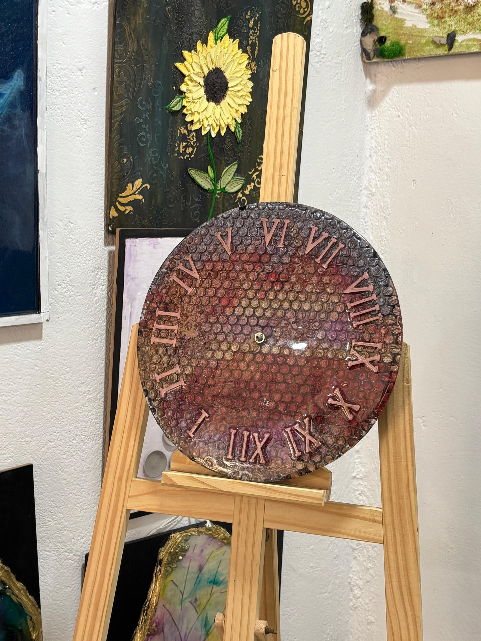 12-Inch Bubble Wrap Design Resin Clock